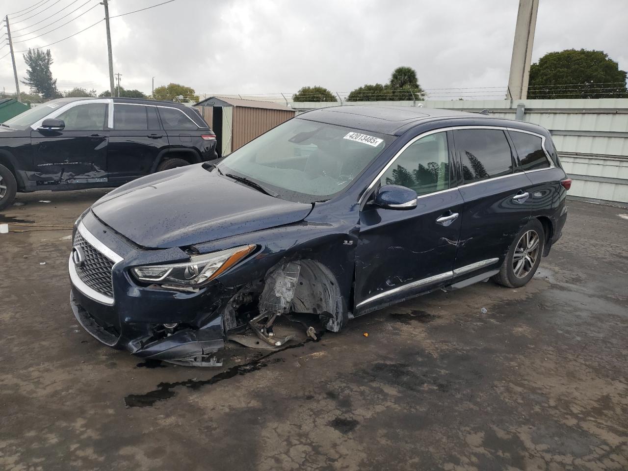 2019 Infiniti QX60 Luxe, VIN 5N1DL0MM7KC566126 — Undercarriage