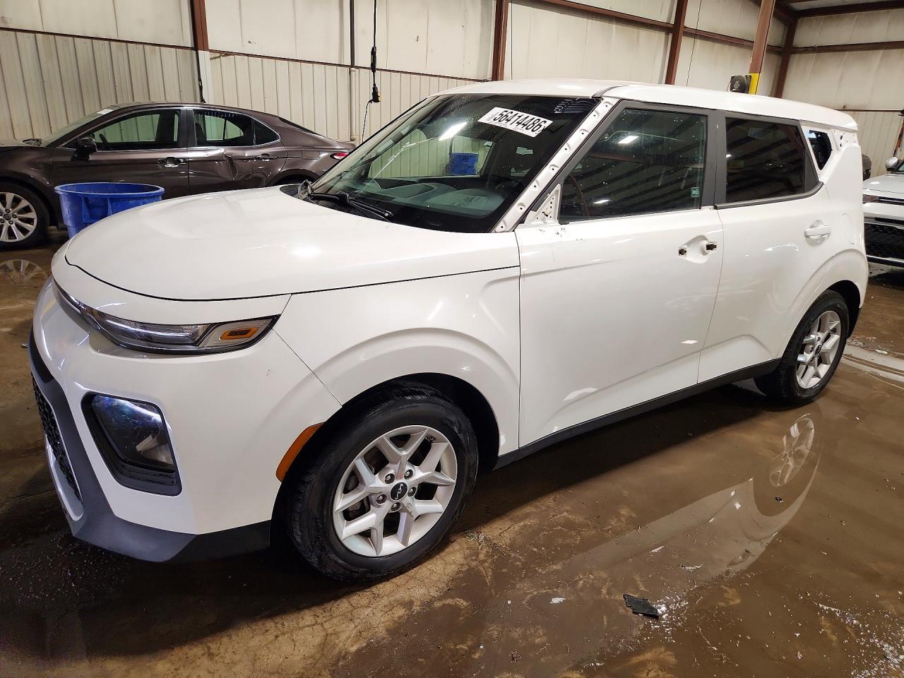 2022 Kia Soul LX, VIN KNDJ23AU1N7803531 — Side