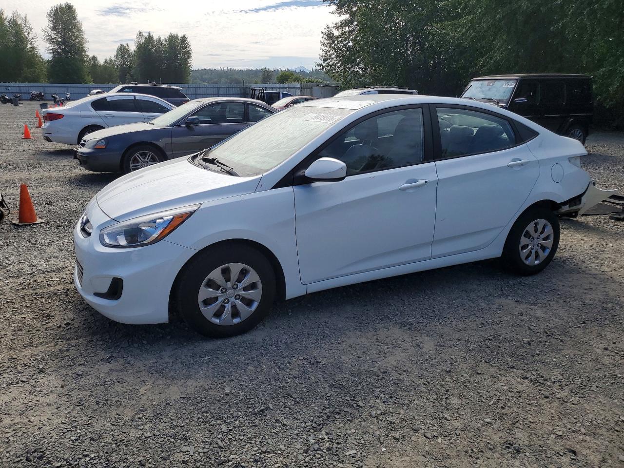 2016 Hyundai Accent SE, VIN KMHCT4AE3GU091138 — Фото с аукциона 1 of 13