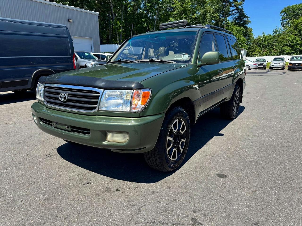 2000 Toyota Land Cruiser, VIN JT3HT05J0Y0122689 — Minor dents and scratches