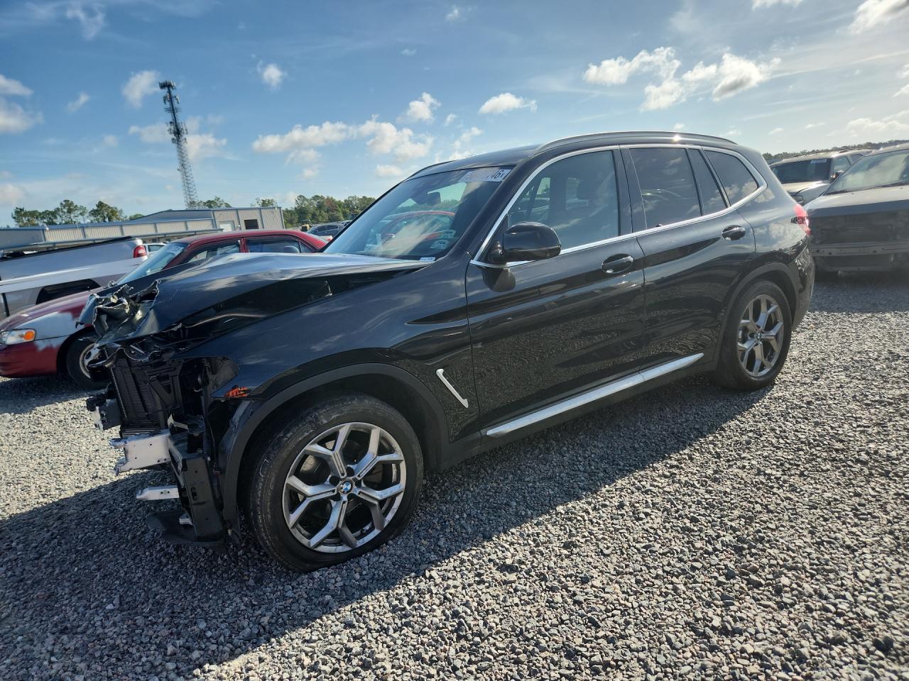 2021 BMW X3 xDrive30i, VIN 5UXTY5C05M9D90739 — Front end