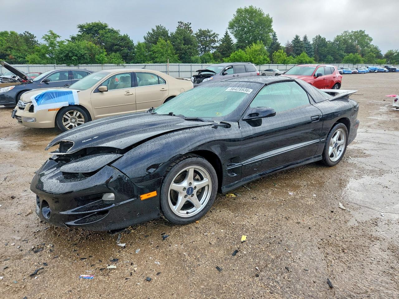 2000 Pontiac Firebird Formula, VIN 2G2FV22G1Y2165930 — Front end