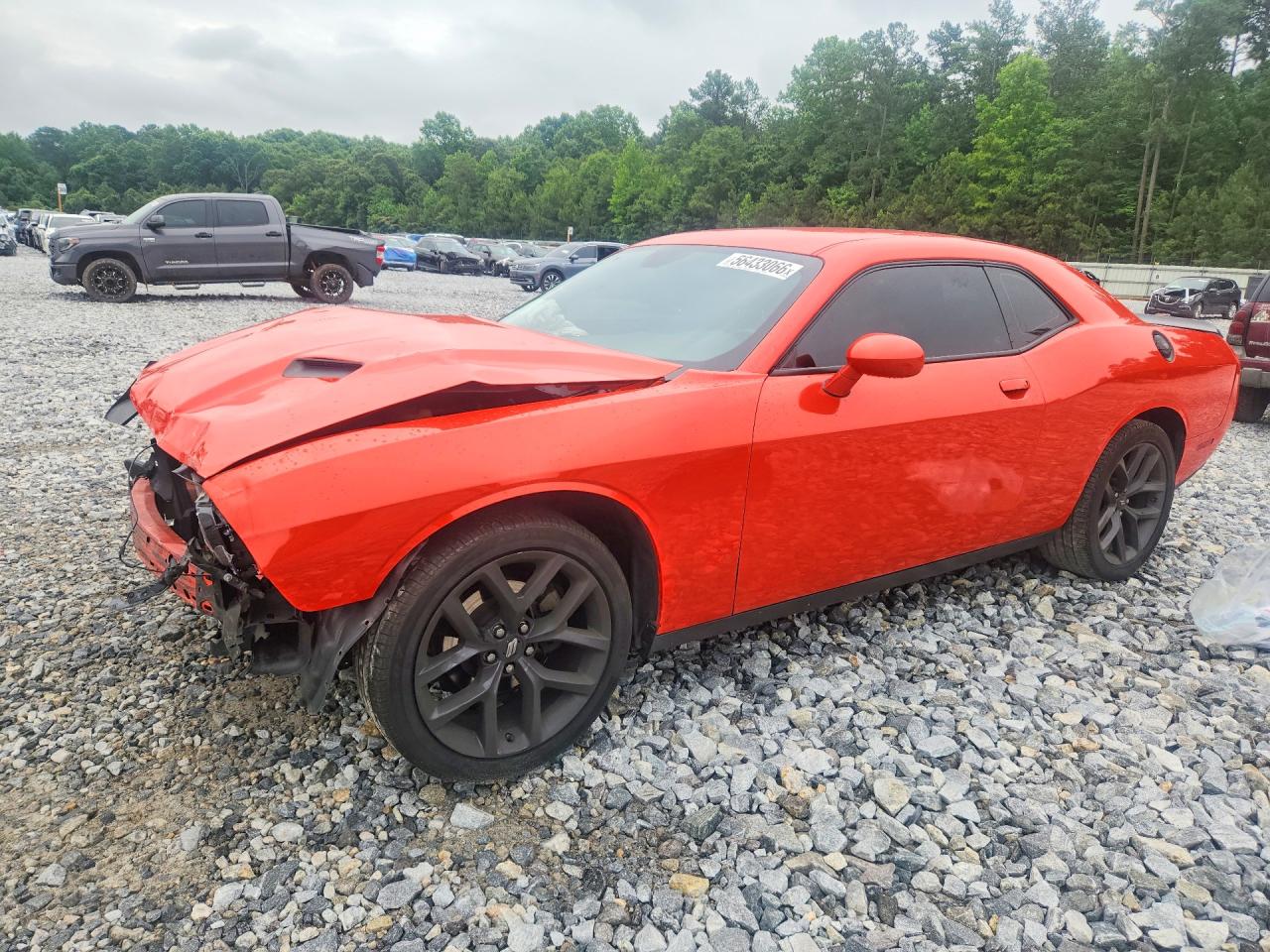 2022 Dodge Challenger SXT, VIN 2C3CDZAG4NH258014 — Front end