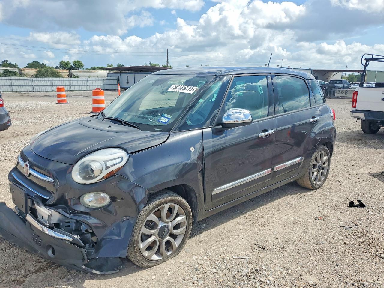 2020 FIAT 500L Lounge, VIN ZFBNFACH2LZ042796 — Front end