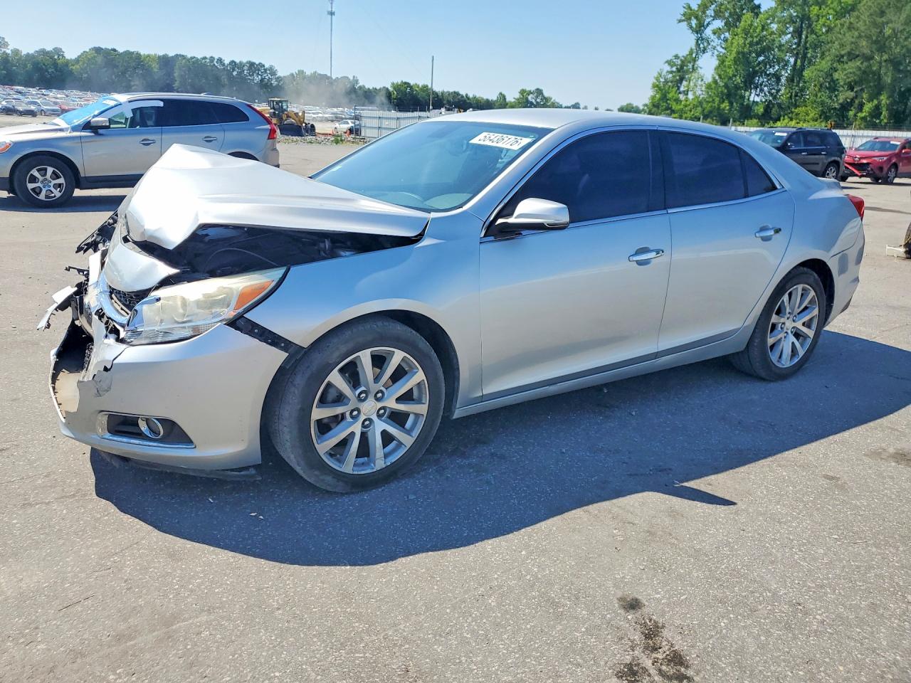 2016 Chevrolet Malibu LTZ, VIN 1G11E5SA2GF131147 — Front end