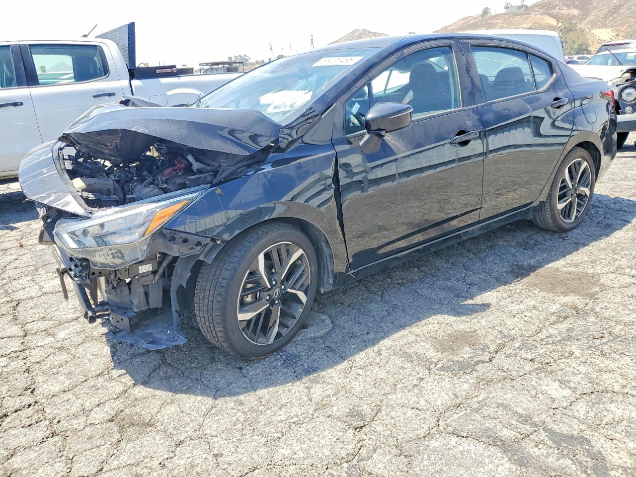 2024 Nissan Versa SR, VIN 3N1CN8FV6RL904647 — Front end