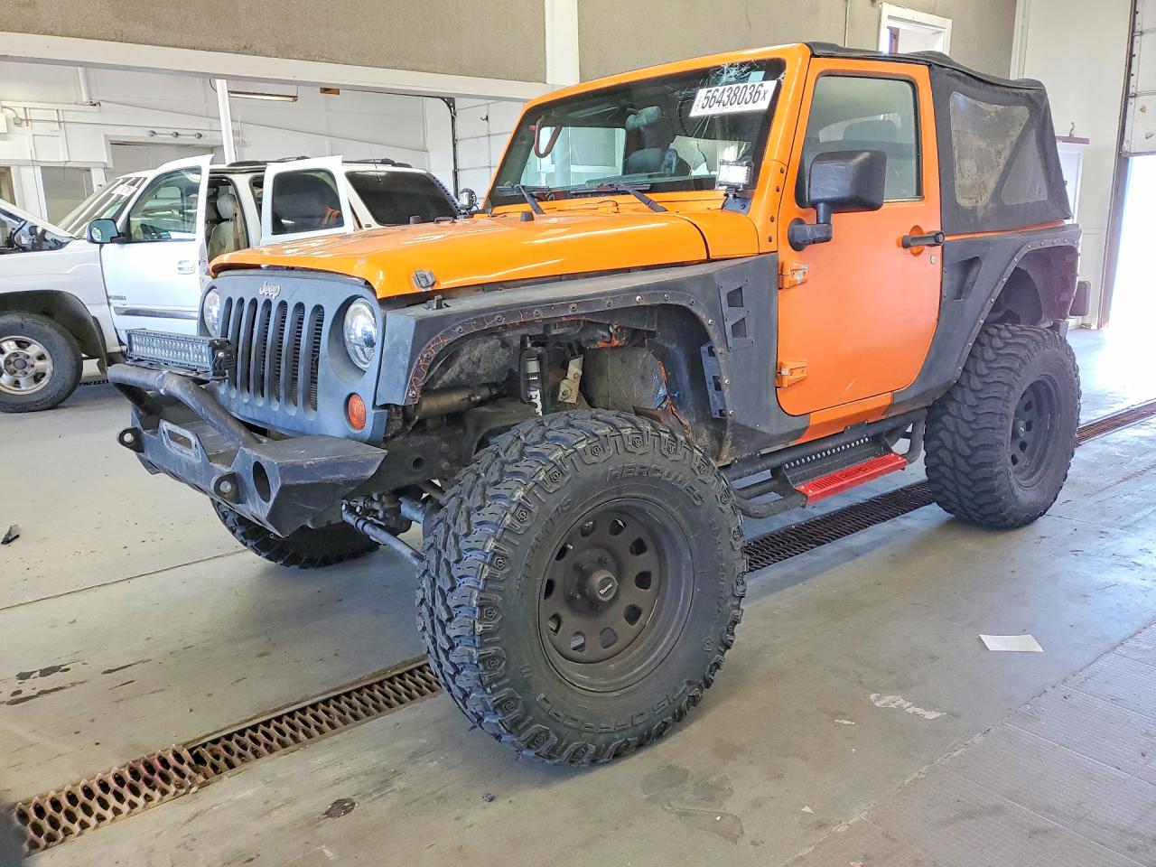 2012 Jeep Wrangler Sahara, VIN 1C4AJWBG1CL228607 — Undercarriage
