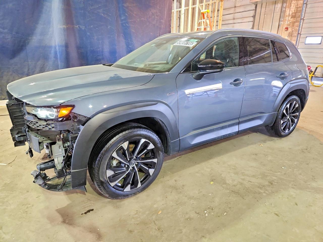 2025 Mazda CX-50 Hybrid Premium Plus Package, VIN 7MMVAAEW4SN139091 — Front end