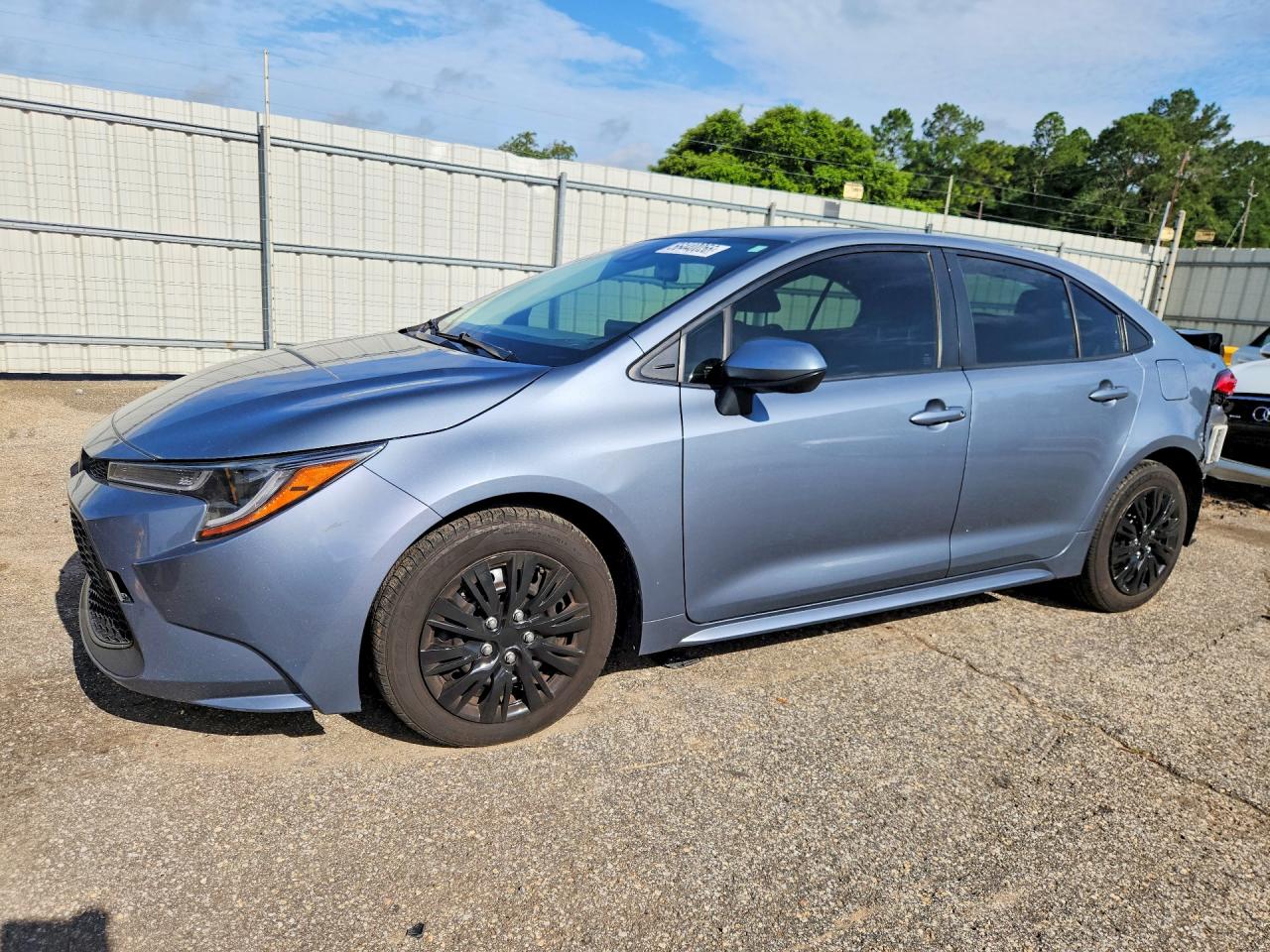 2022 Toyota Corolla LE, VIN JTDEPMAE4N3003699 — Rear end