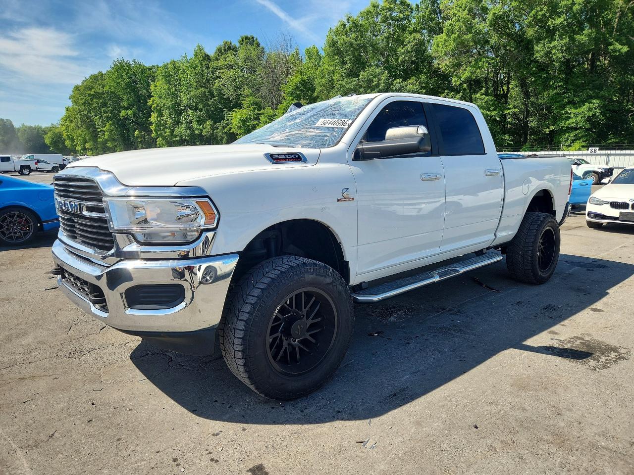 2019 Ram 2500 Big Horn, VIN 3C6UR5DL8KG545071 — Roof