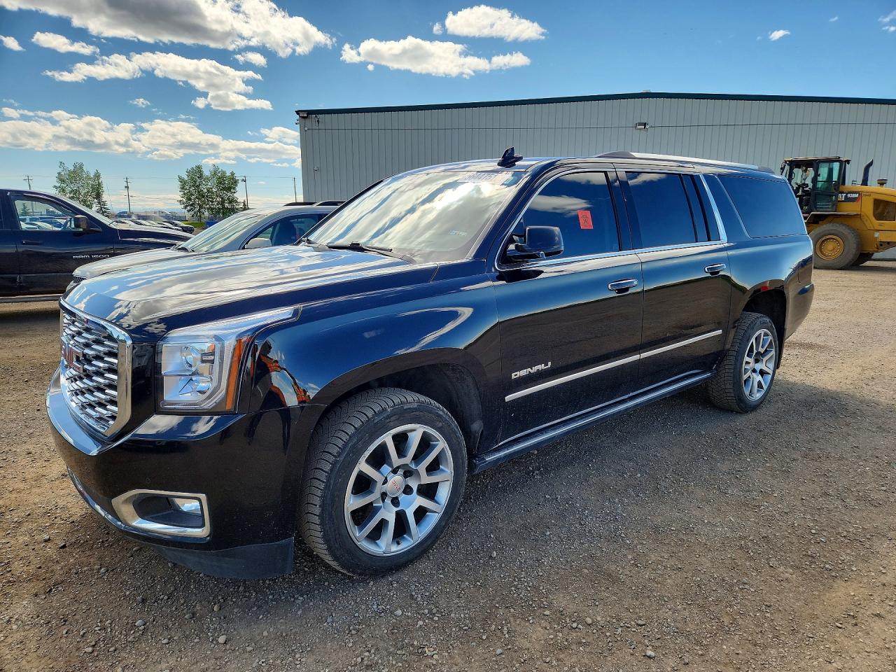 2025 GMC Yukon, VIN 2ATS10018SU291396 — Roof