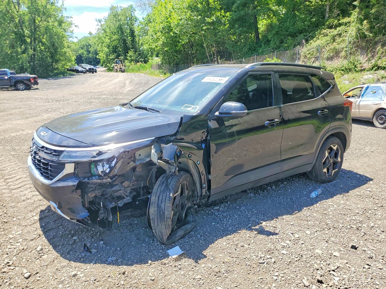 2025 Kia Seltos EX, VIN KNDERCAA8S7692667 — Front end