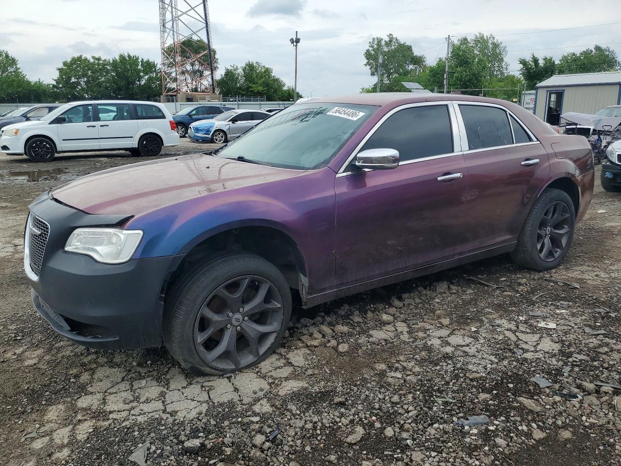 2016 Chrysler 300 C, VIN 2C3CCAEG7GH190406 — Side
