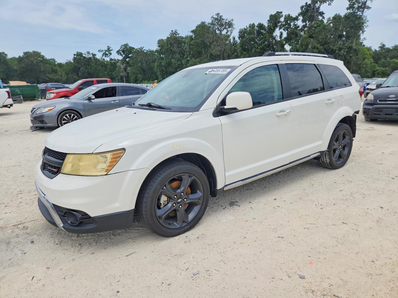 2019 Dodge Journey Crossroad, VIN 3C4PDCGG0KT778523 — Rear end