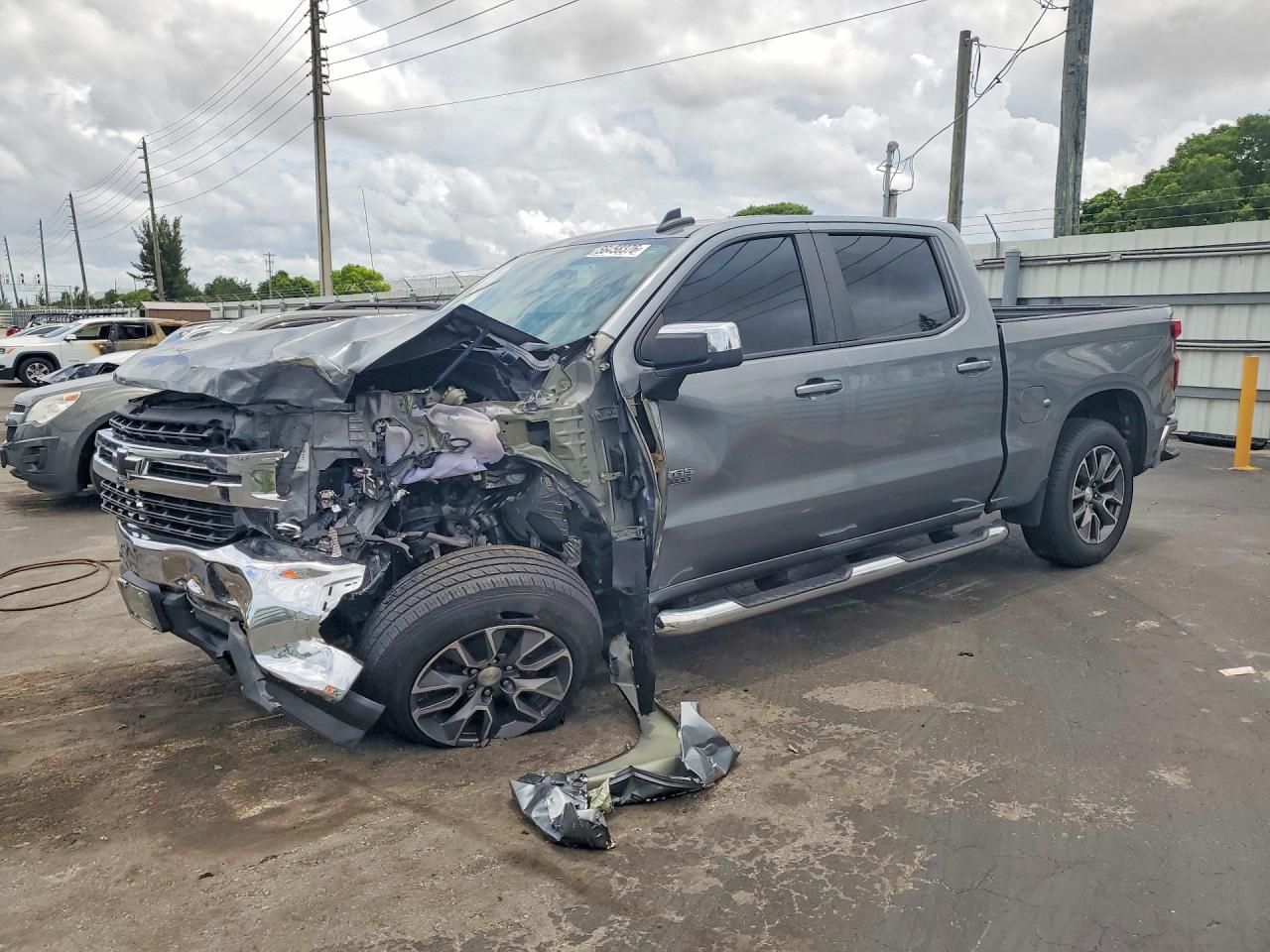 2019 Chevrolet Silverado 1500 LT, VIN 3GCPWCED6KG250528 — Undercarriage