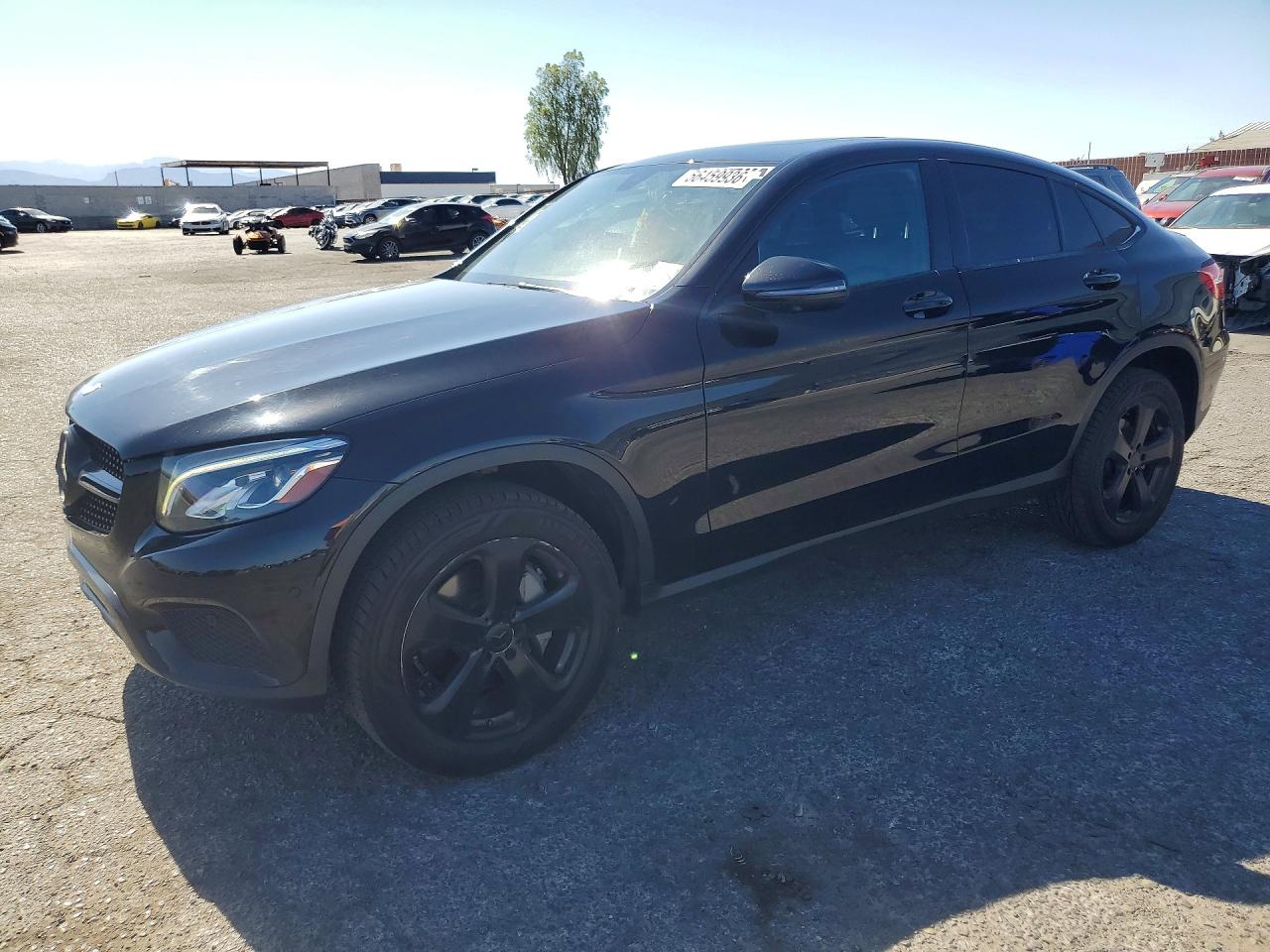 2019 Mercedes-Benz GLC 300, VIN WDC0J4KB0KF628105 — Minor dents and scratches