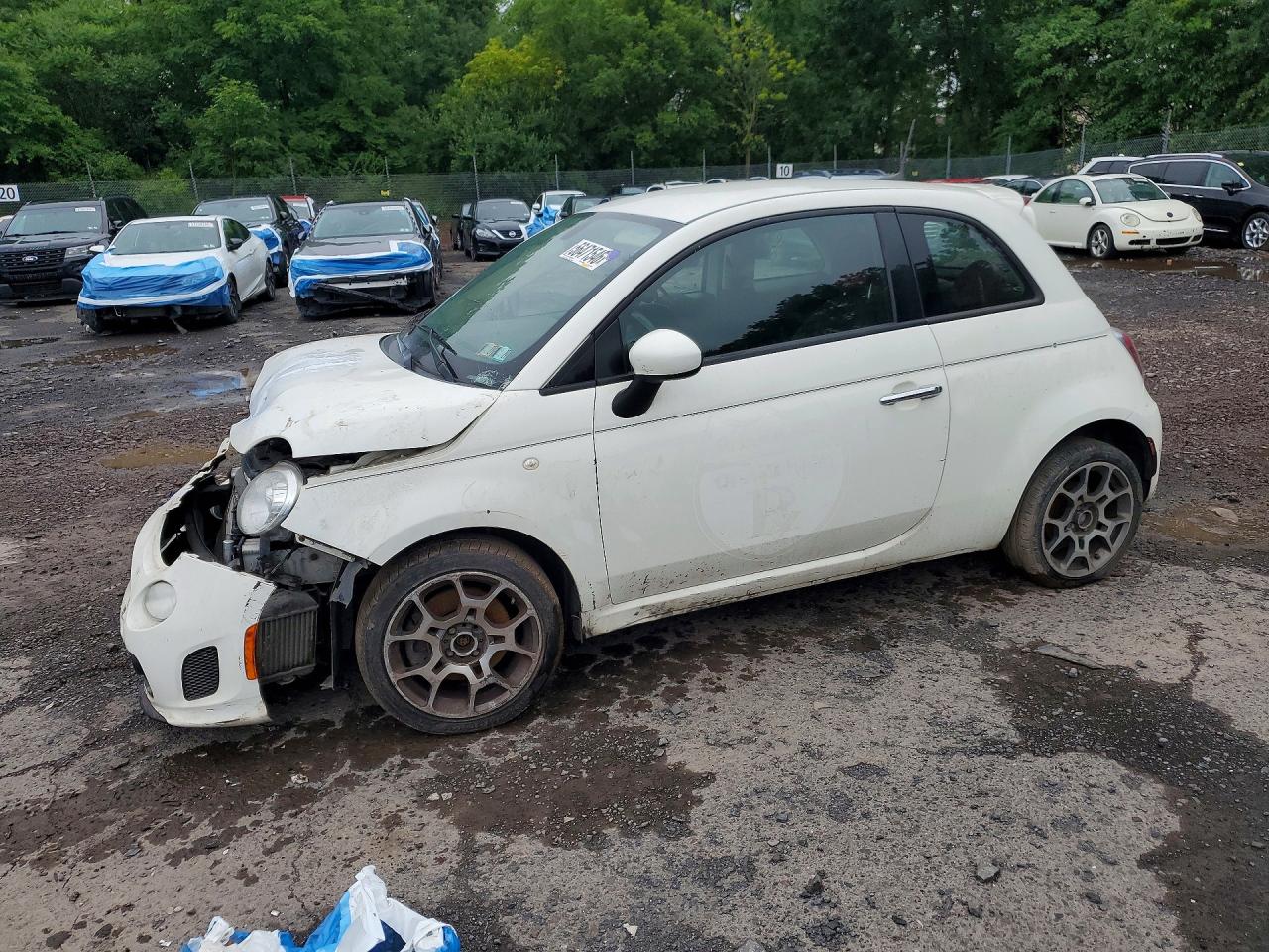 2018 FIAT 500 Pop, VIN 3C3CFFKH4JT465147 — Перед