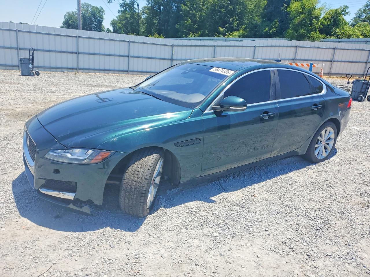 2017 Jaguar XF 20d Premium, VIN SAJBD4BN3HCY32246 — Front end