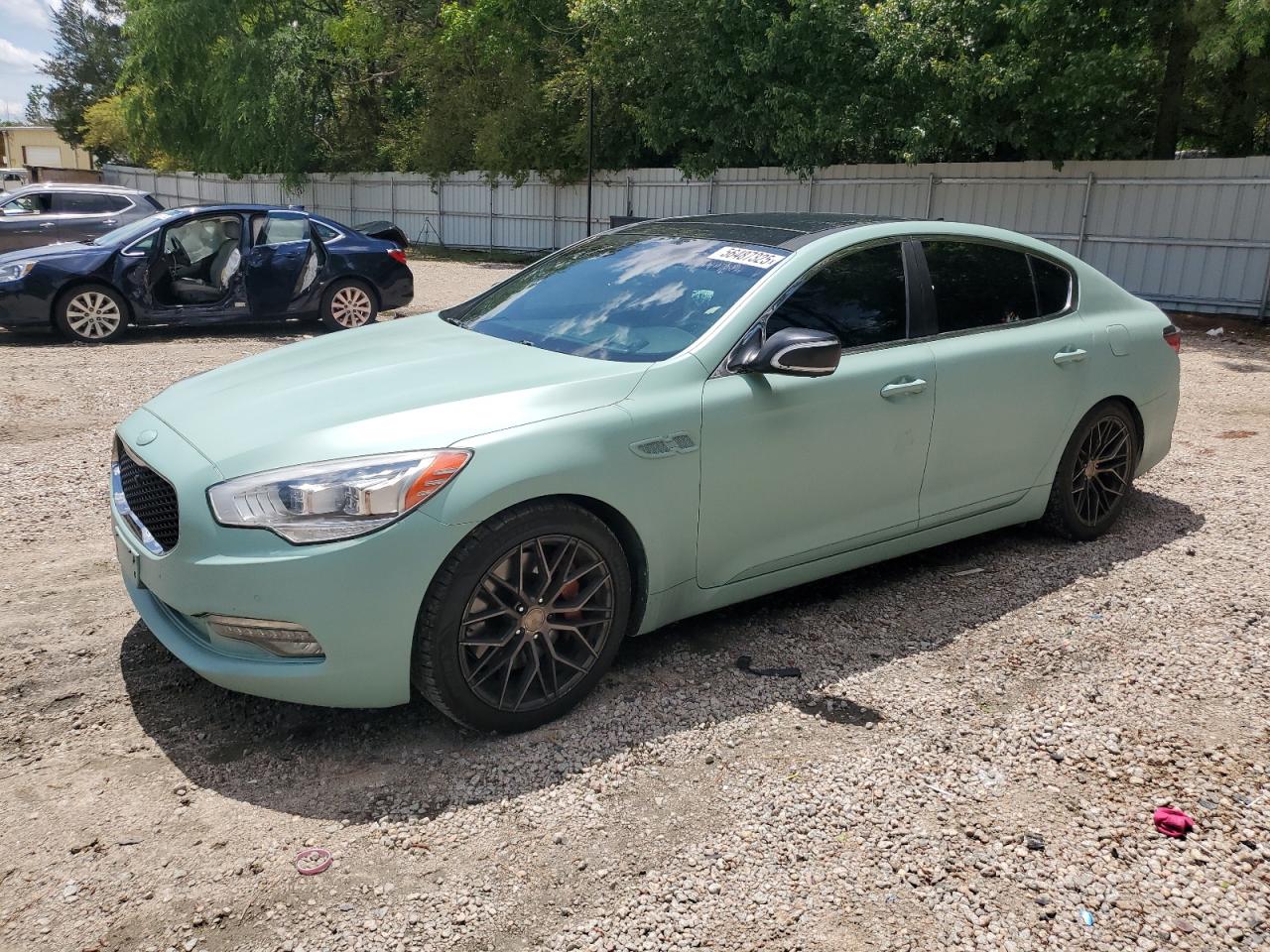 2016 Kia K900 Luxury, VIN KNALW4D40G6031933 — Minor dents and scratches