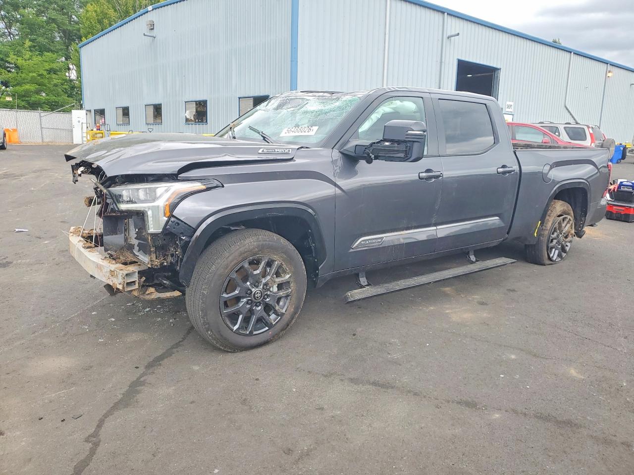 2026 Toyota Tundra Platinum Hybrid, VIN 5TFNC5EC2TX011204 — Опрокидывание