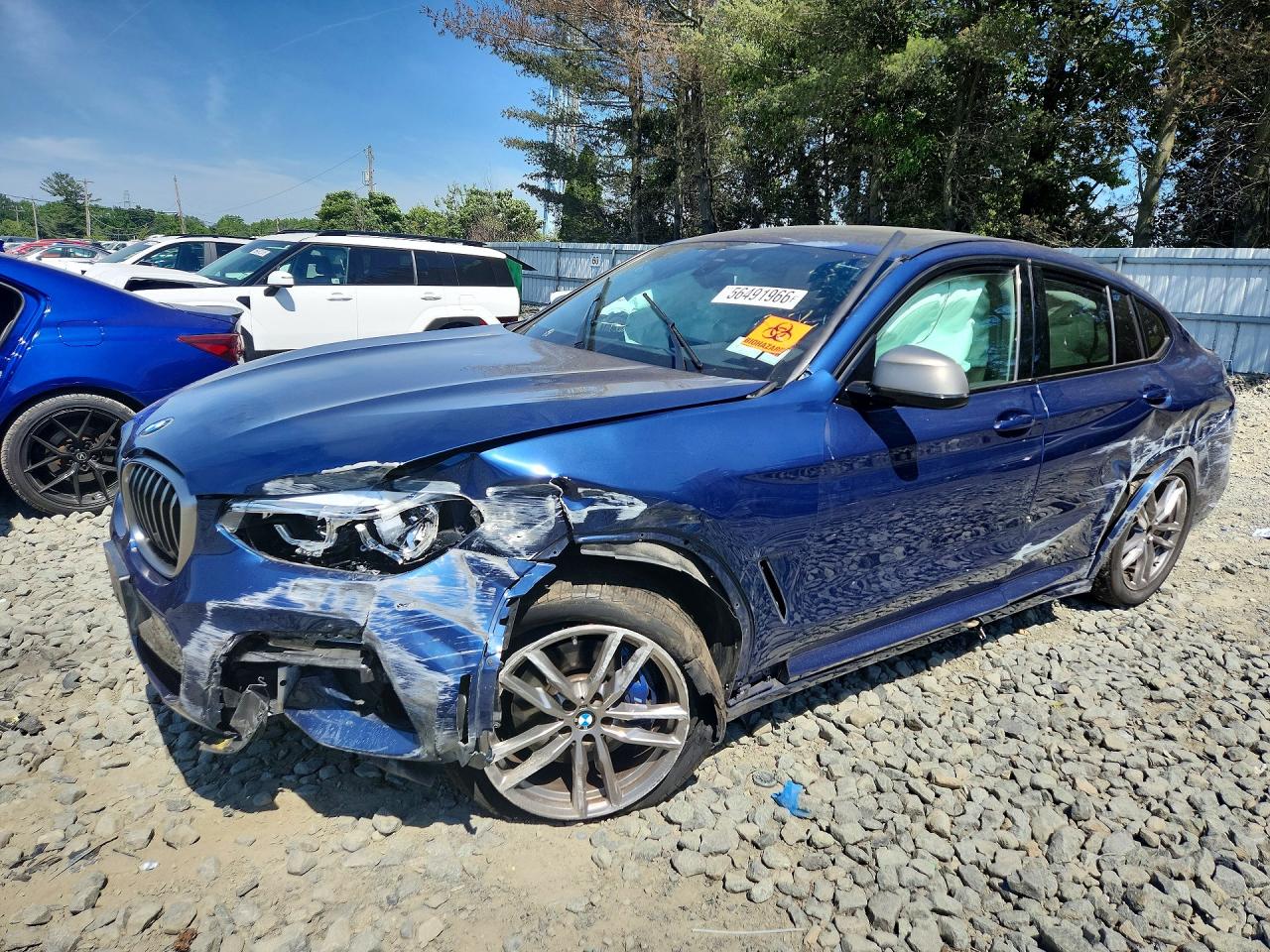 2021 BMW X4 M40i, VIN 5UX2V5C03M9E50831 — Front end