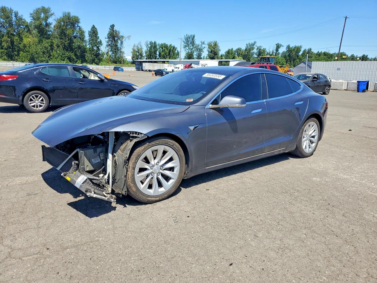 2019 Tesla Model S 75D, VIN 5YJSA1E23KF347753 — Front end
