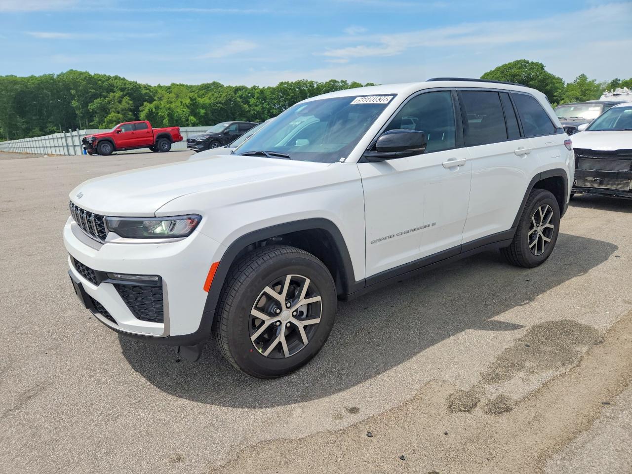 2026 Jeep Grand Cherokee Limited, VIN 1C4RJHBR0TC261887 — Side