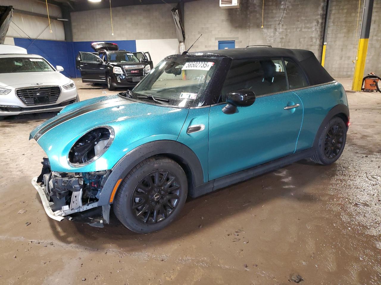 2020 MINI Convertible Cooper, VIN WMWWJ3C07L3L15723 — Перед
