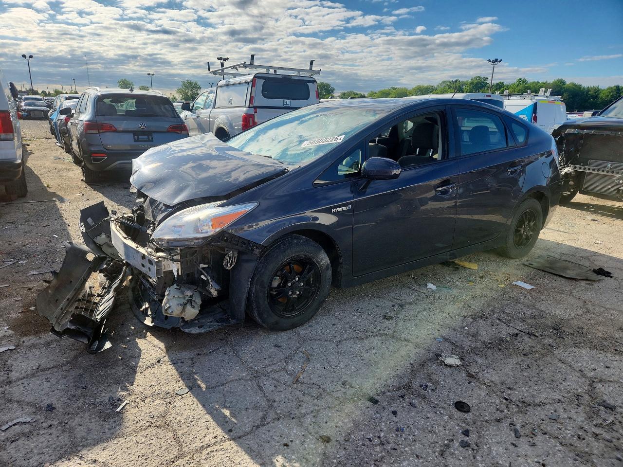2013 Toyota Prius Three, VIN JTDKN3DU4D5699019 — Front end