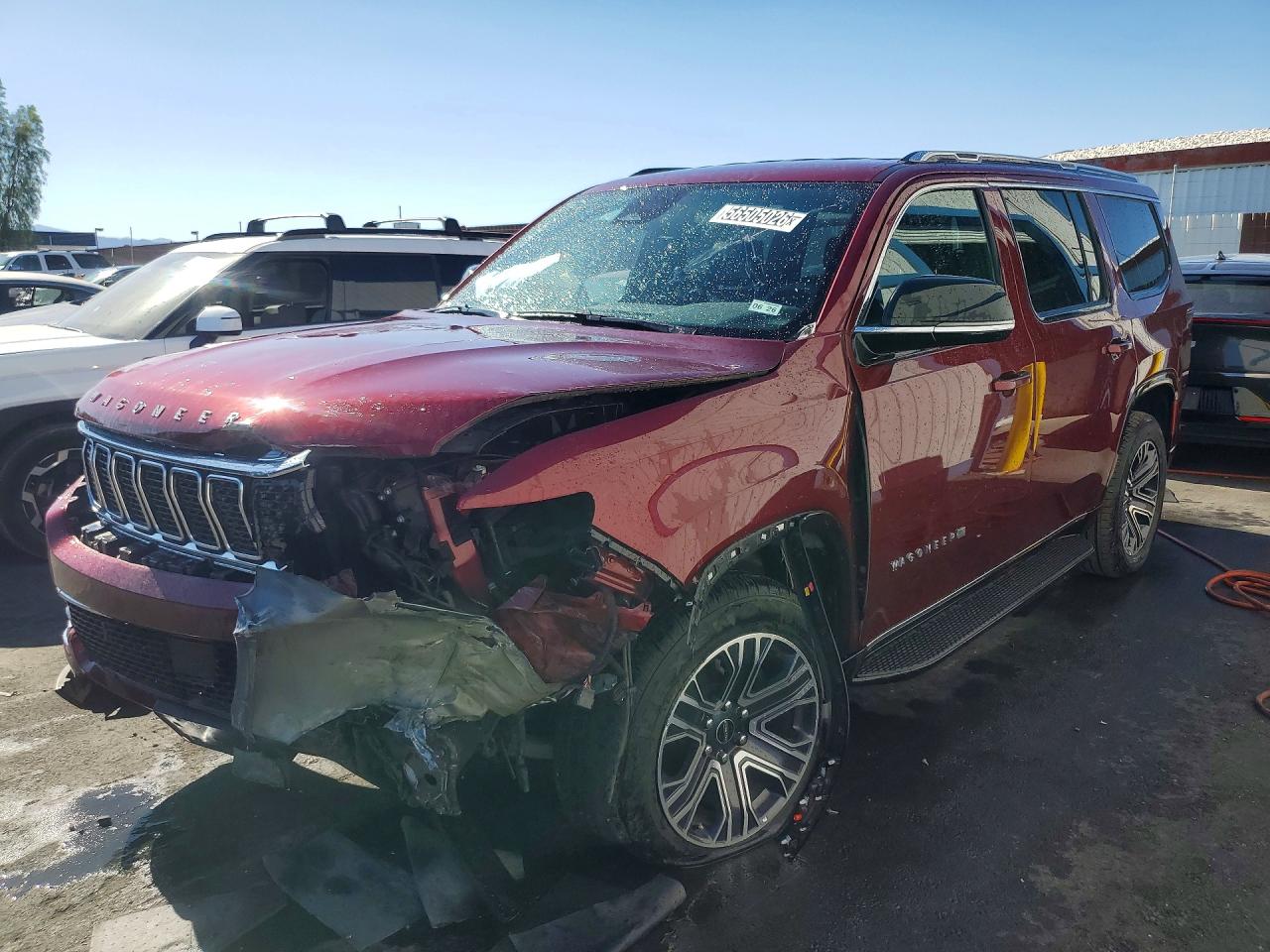 2025 Jeep Wagoneer Series II, VIN 1C4SJVBP4SS514518 — Перед