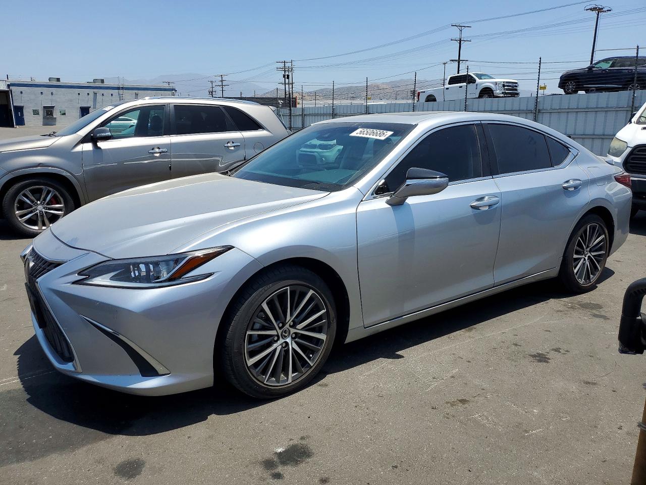 2024 Lexus ES 300h, VIN 58ADA1C11RU049940 — Front end