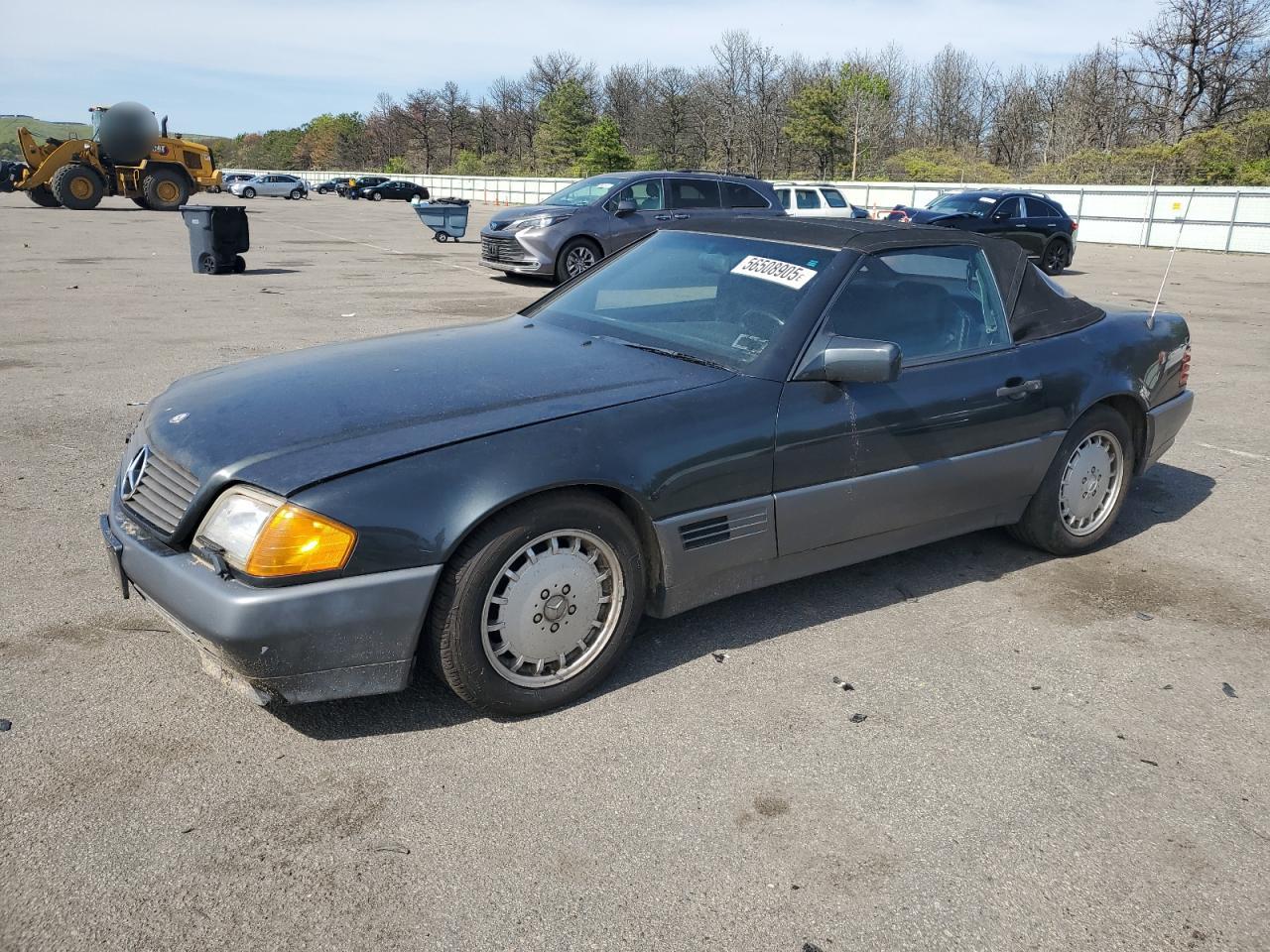 1992 Mercedes-Benz 500, VIN WDBFA66E5NF036900 — Normal wear