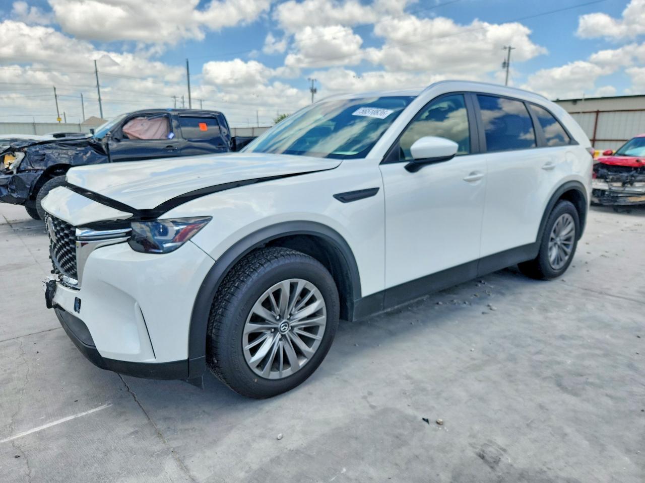 2024 Mazda CX-90 Select, VIN JM3KKAHD5R1162382 — Front end