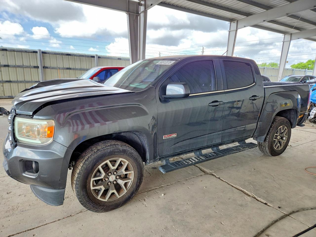 2015 GMC Canyon 2WD SLE, VIN 1GTG5BE34F1169374 — Front end
