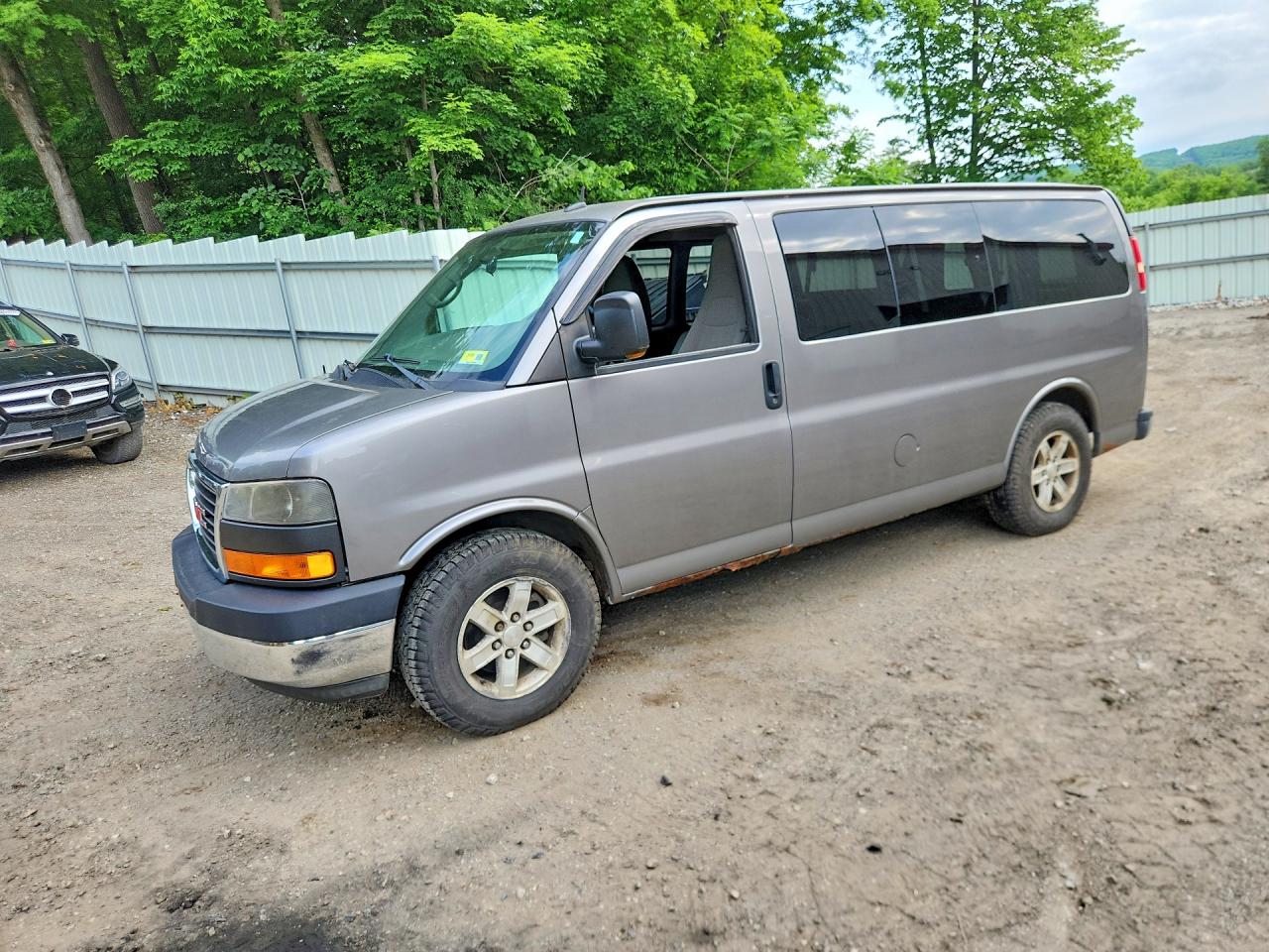 2012 GMC Savana 1LT, VIN 1GKS8CF49C1118886 — Mechanical