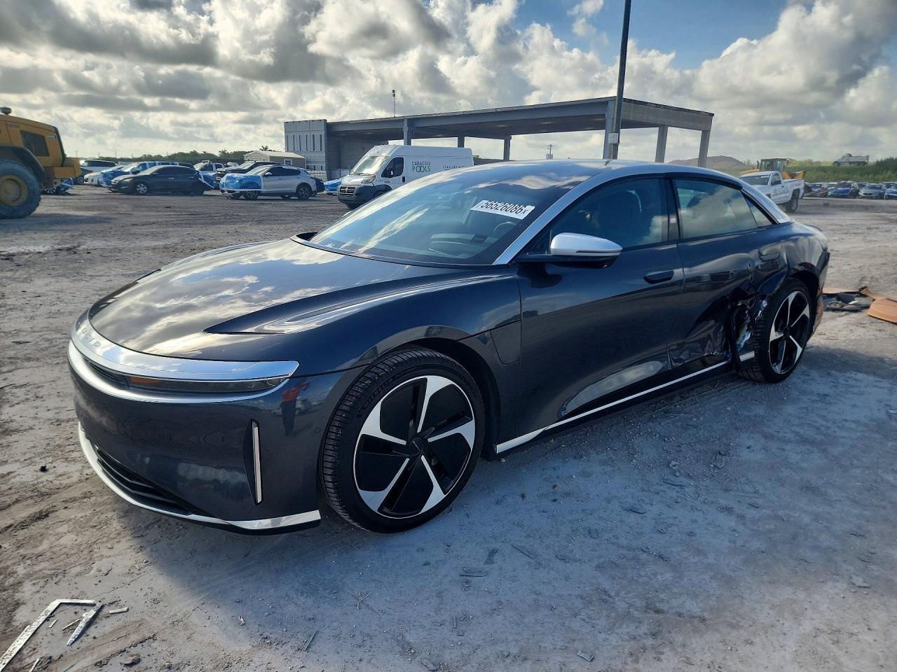 2022 Lucid Air Grand Touring, VIN 50EA1GBAXNA003128 — Side