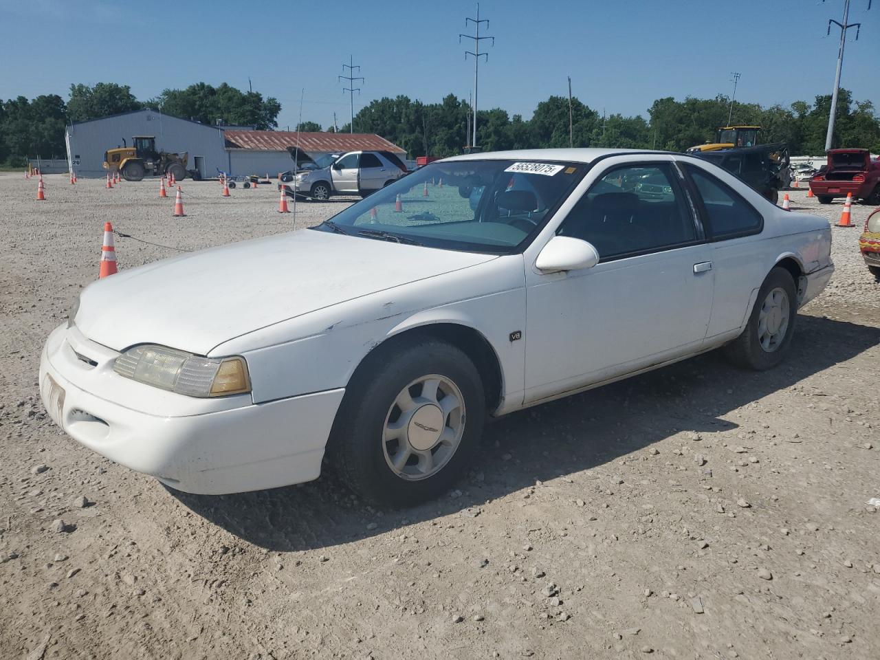 1995 Ford Thunderbird LX, VIN 1FALP62W1SH133860 — Minor dents and scratches