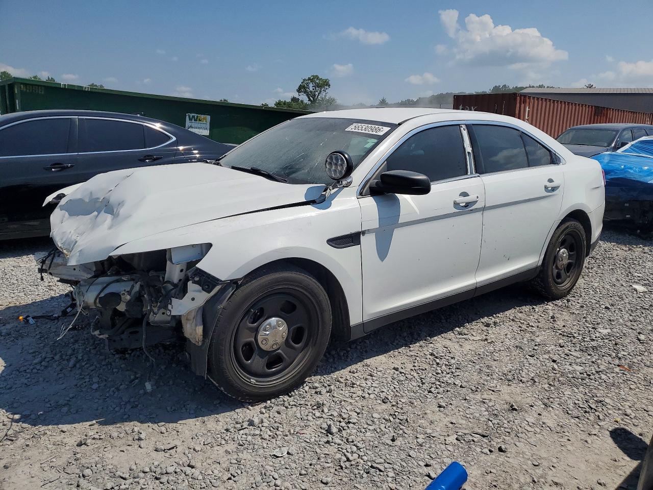 2017 Ford Police Interceptor, VIN 1FAHP2L82HG100167 — Front end