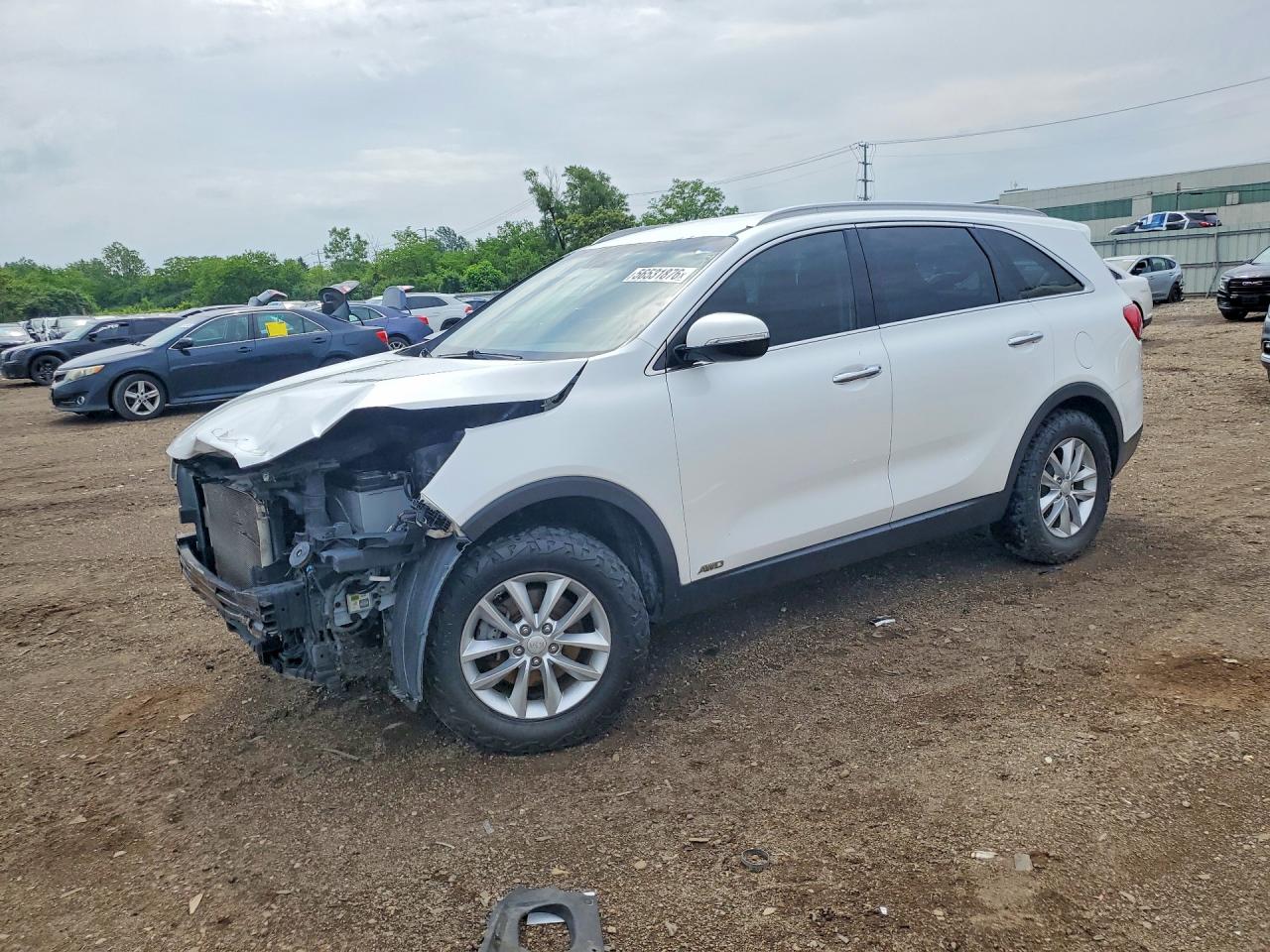 2017 Kia Sorento LX, VIN 5XYPGDA39HG206594 — Front end