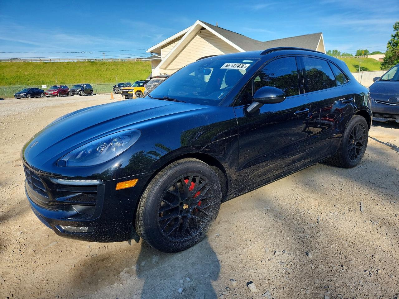 2017 Porsche Macan GTS, VIN WP1AG2A58HLB56026 — Мелкие вмятины и царапины