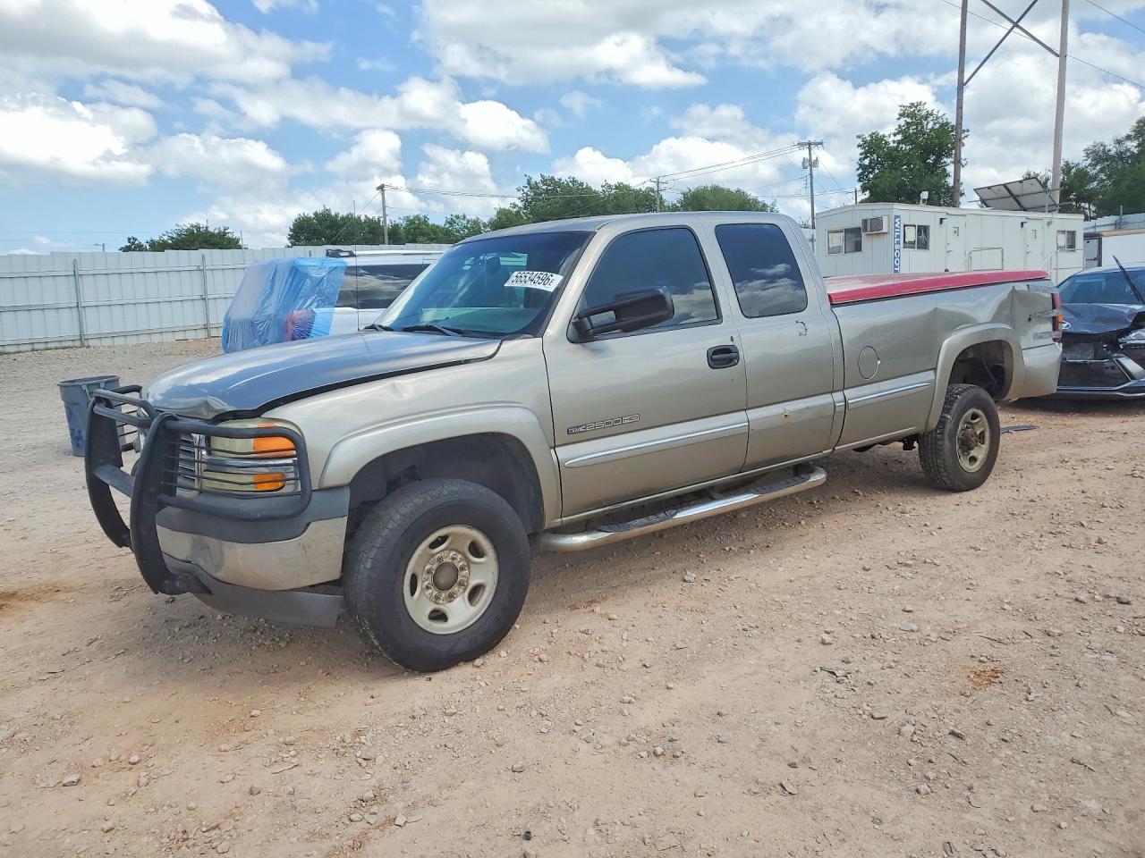 2002 GMC Sierra 2500HD SLE, VIN 1GTHK29U62E194005 — Rear end