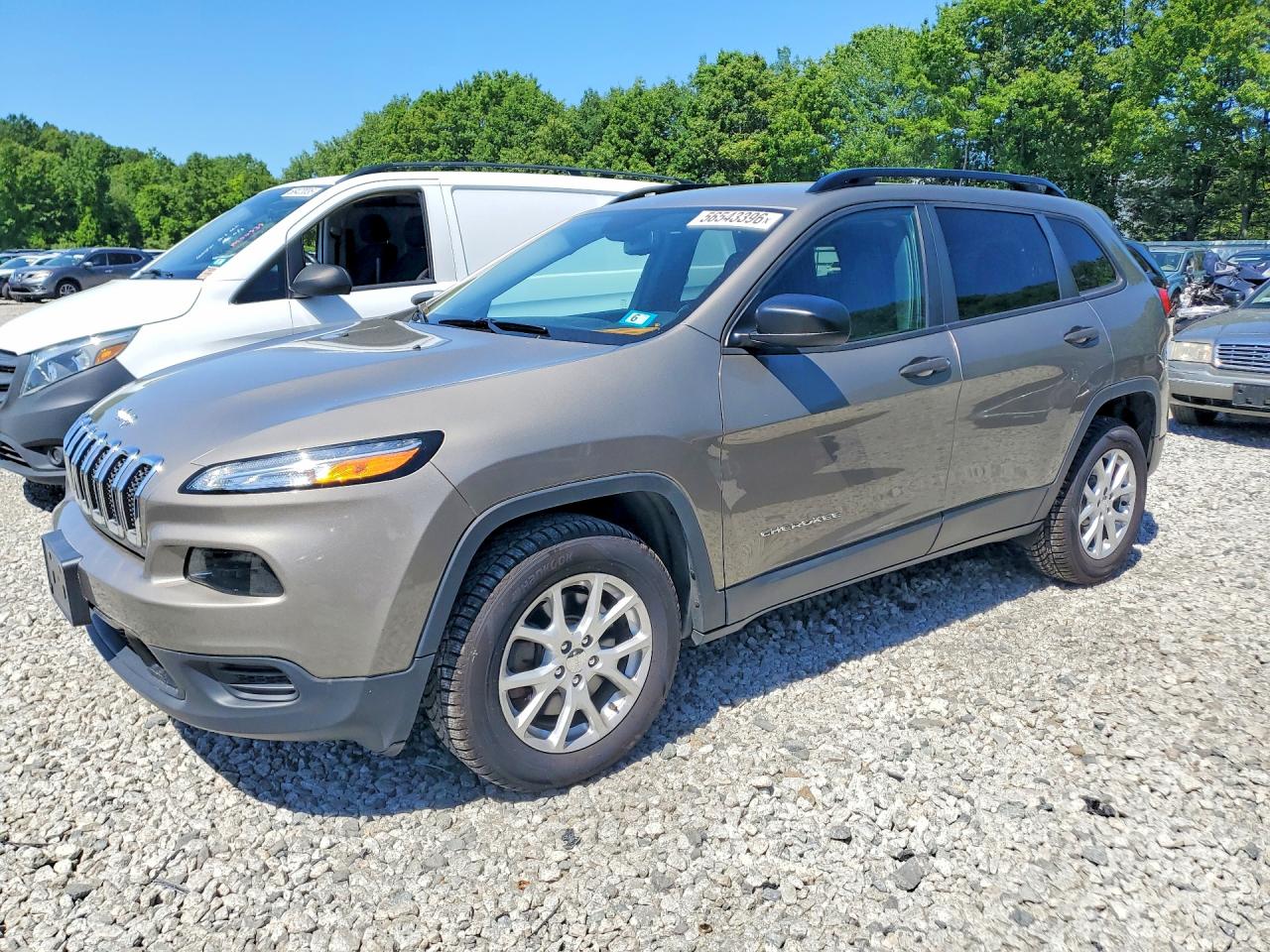 2016 Jeep Cherokee Sport, VIN 1C4PJMAS3GW250911 — Minor dents and scratches