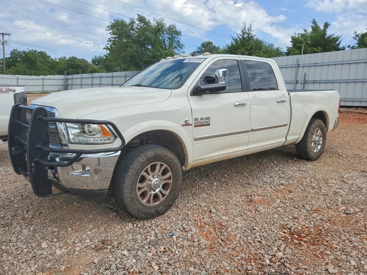 2018 Ram 2500 Laramie, VIN 3C6UR5FL2JG109246 — Вандализм