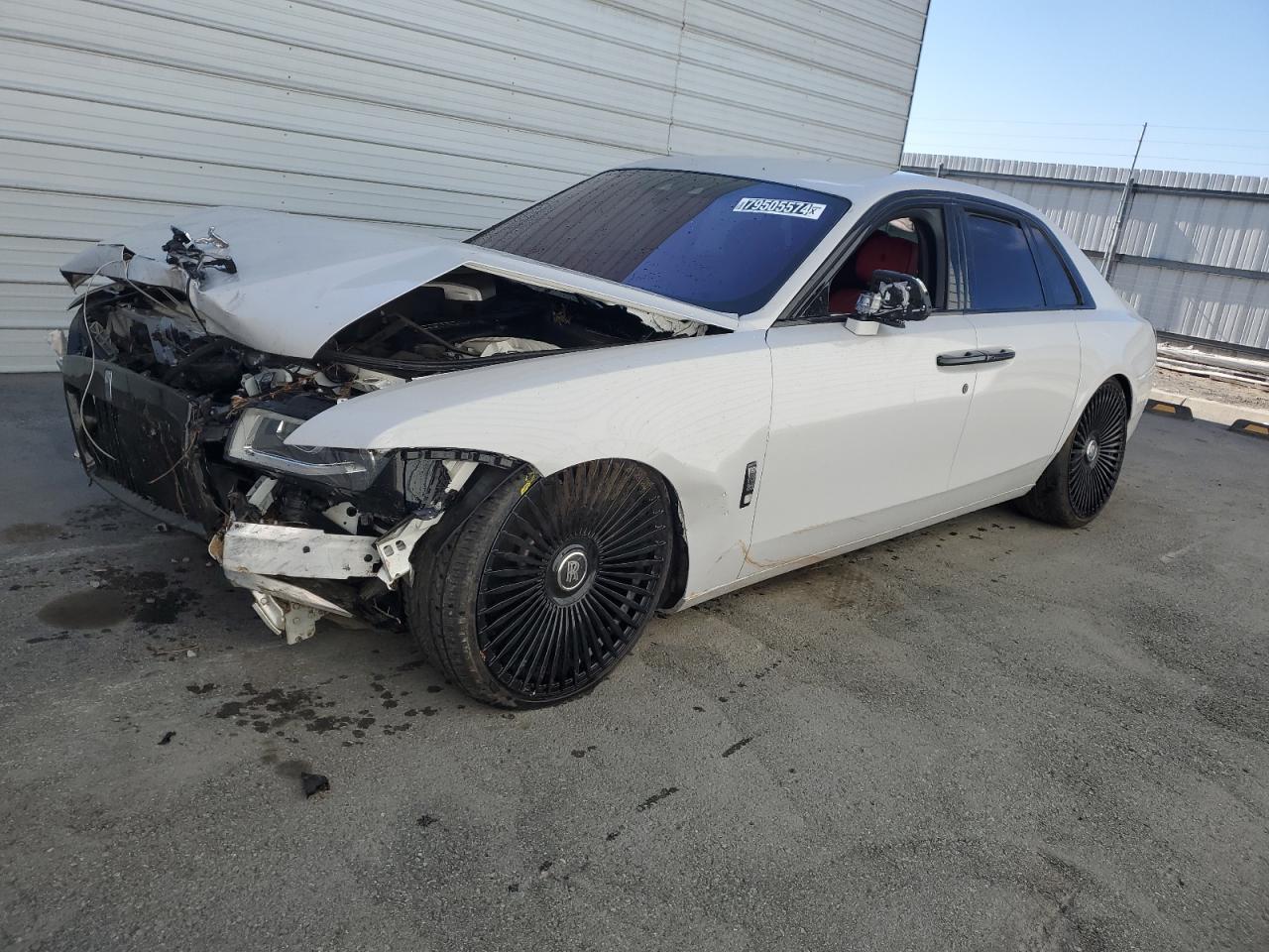 2022 Rolls-Royce Ghost, VIN SCATV0C02NU210746 — Front end