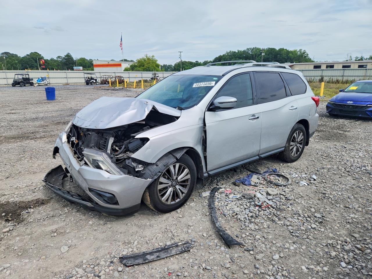 2020 Nissan Pathfinder S, VIN 5N1DR2AN6LC593570 — Front end