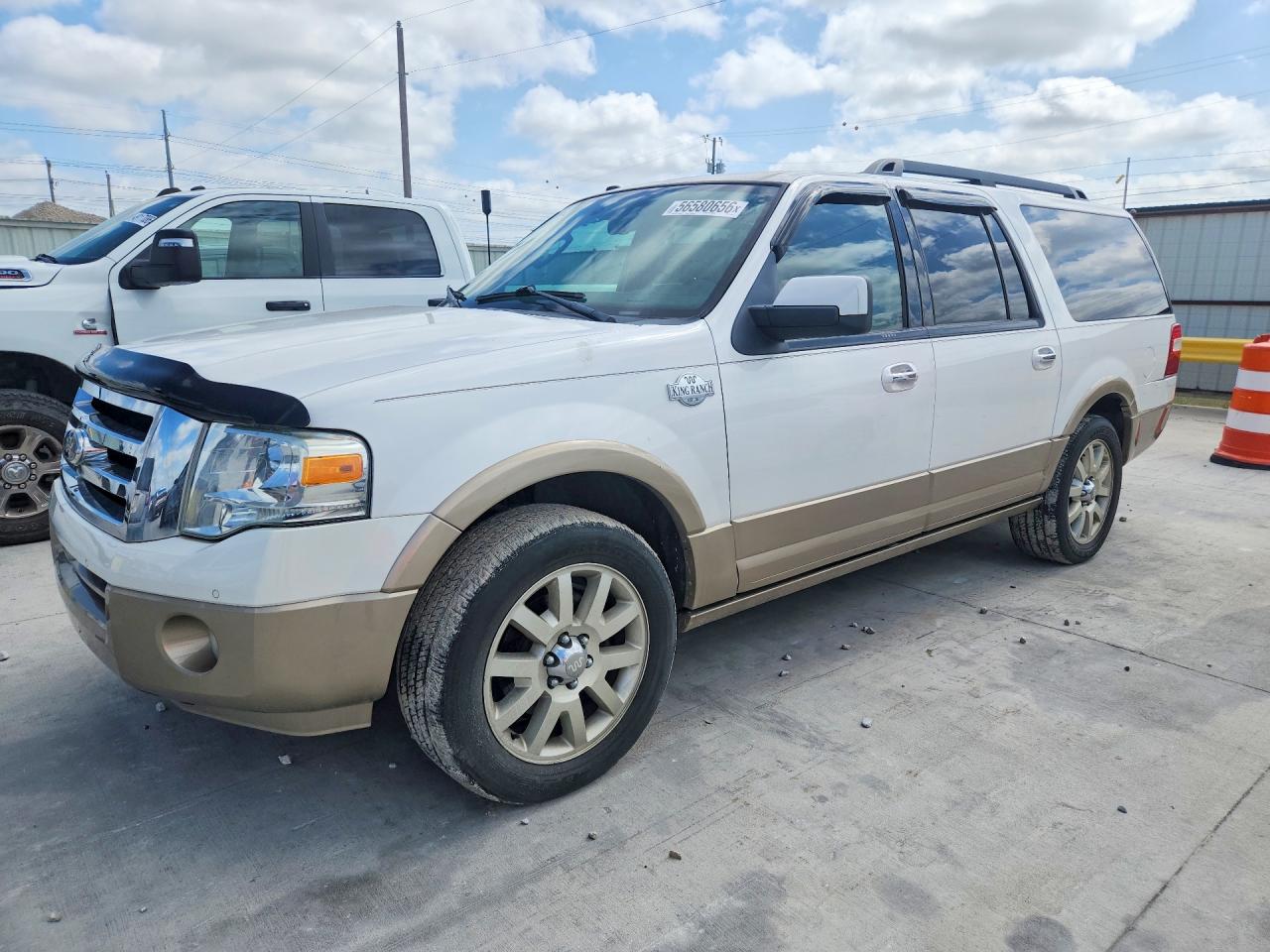 2012 Ford Expedition Max XLT, VIN 1FMJK1H56CEF13616 — Auction photo