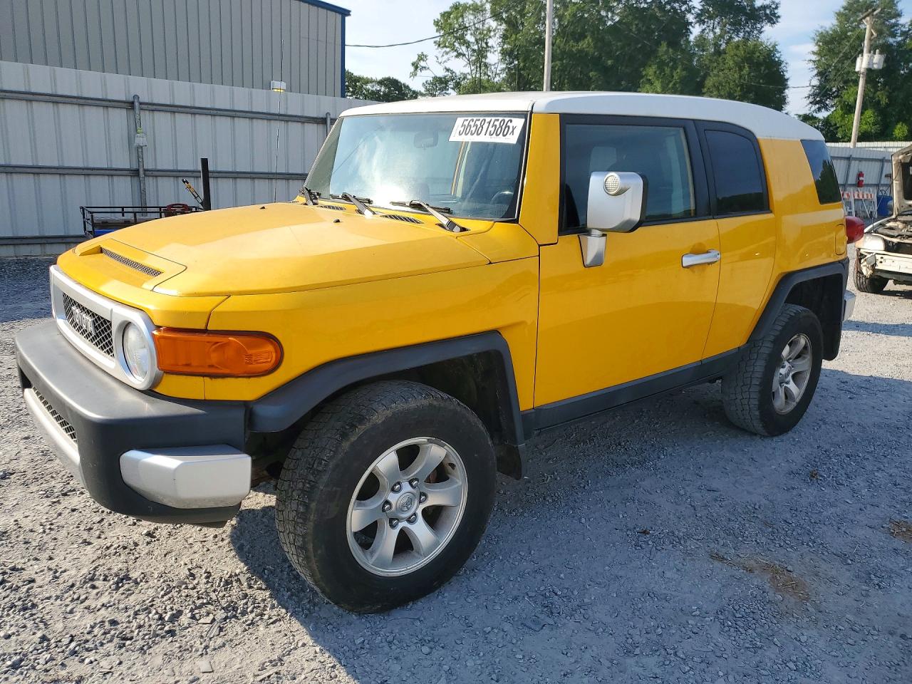 2007 Toyota FJ Cruiser, VIN JTEBU11F570075112 — Normal wear