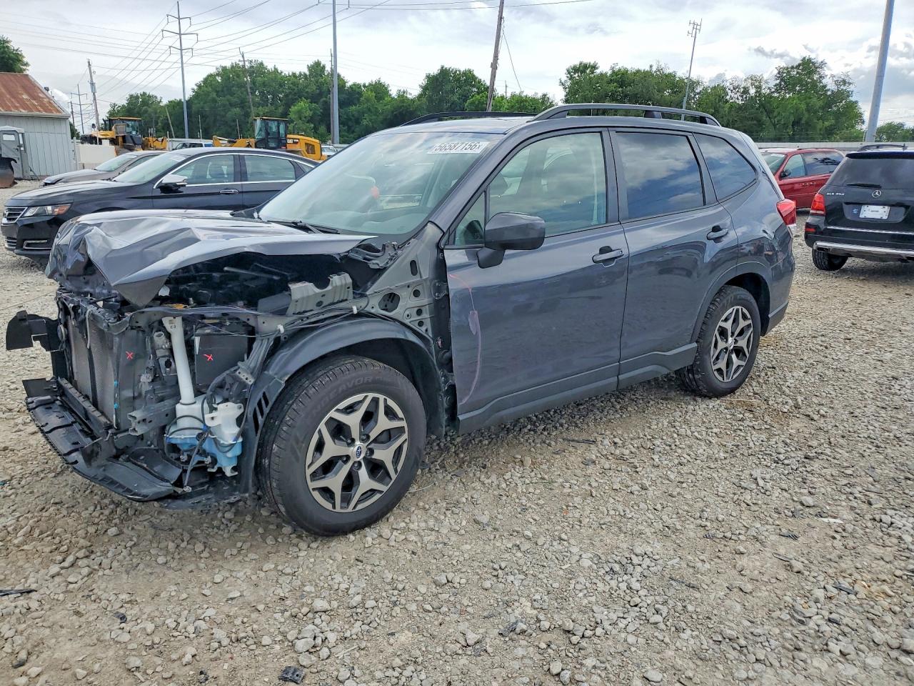 2020 Subaru Forester Premium, VIN JF2SKAJC0LH548413 — Front end
