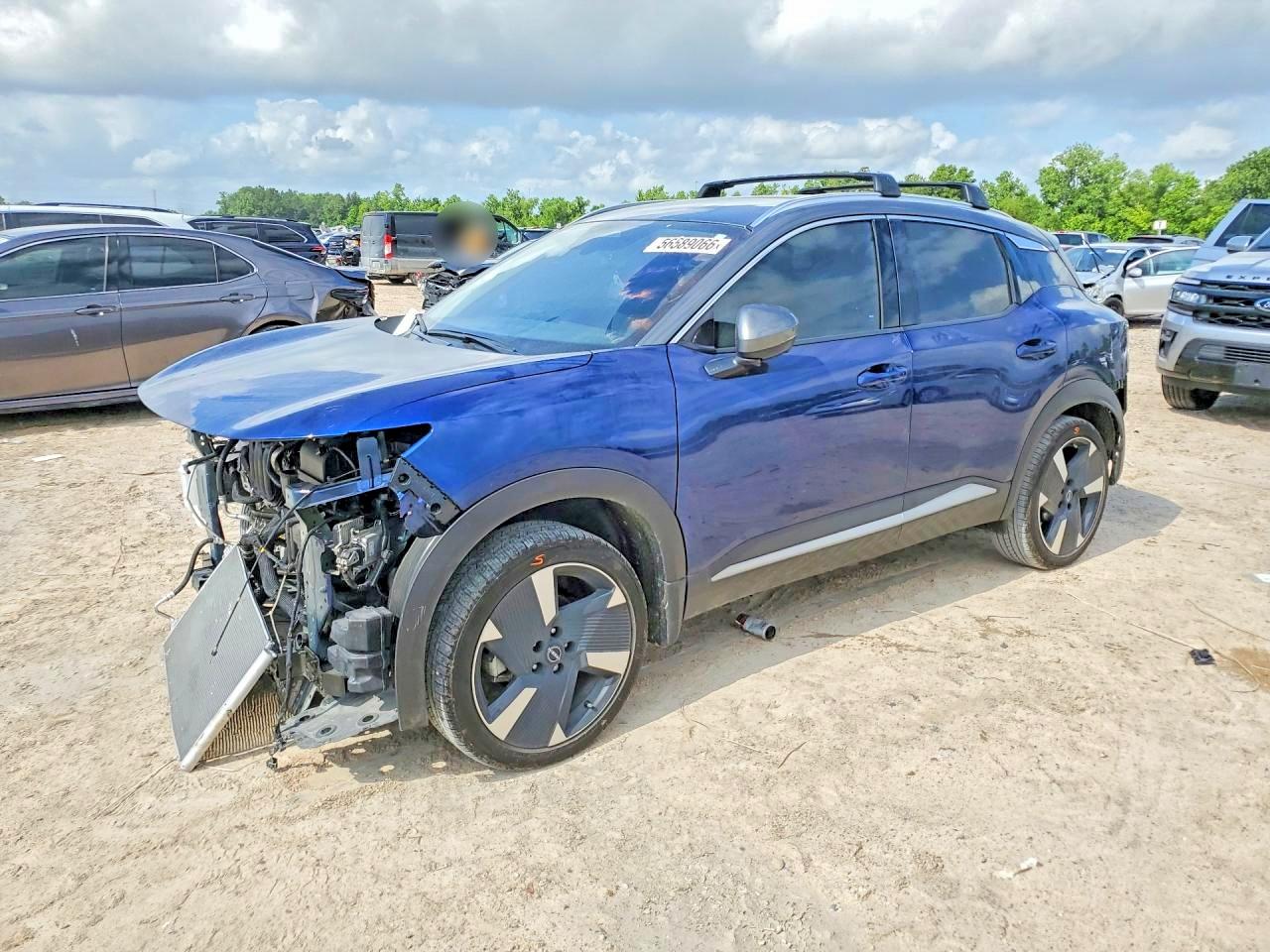 2025 Nissan Kicks SR, VIN 3N8AP6DB4SL351003 — Front end