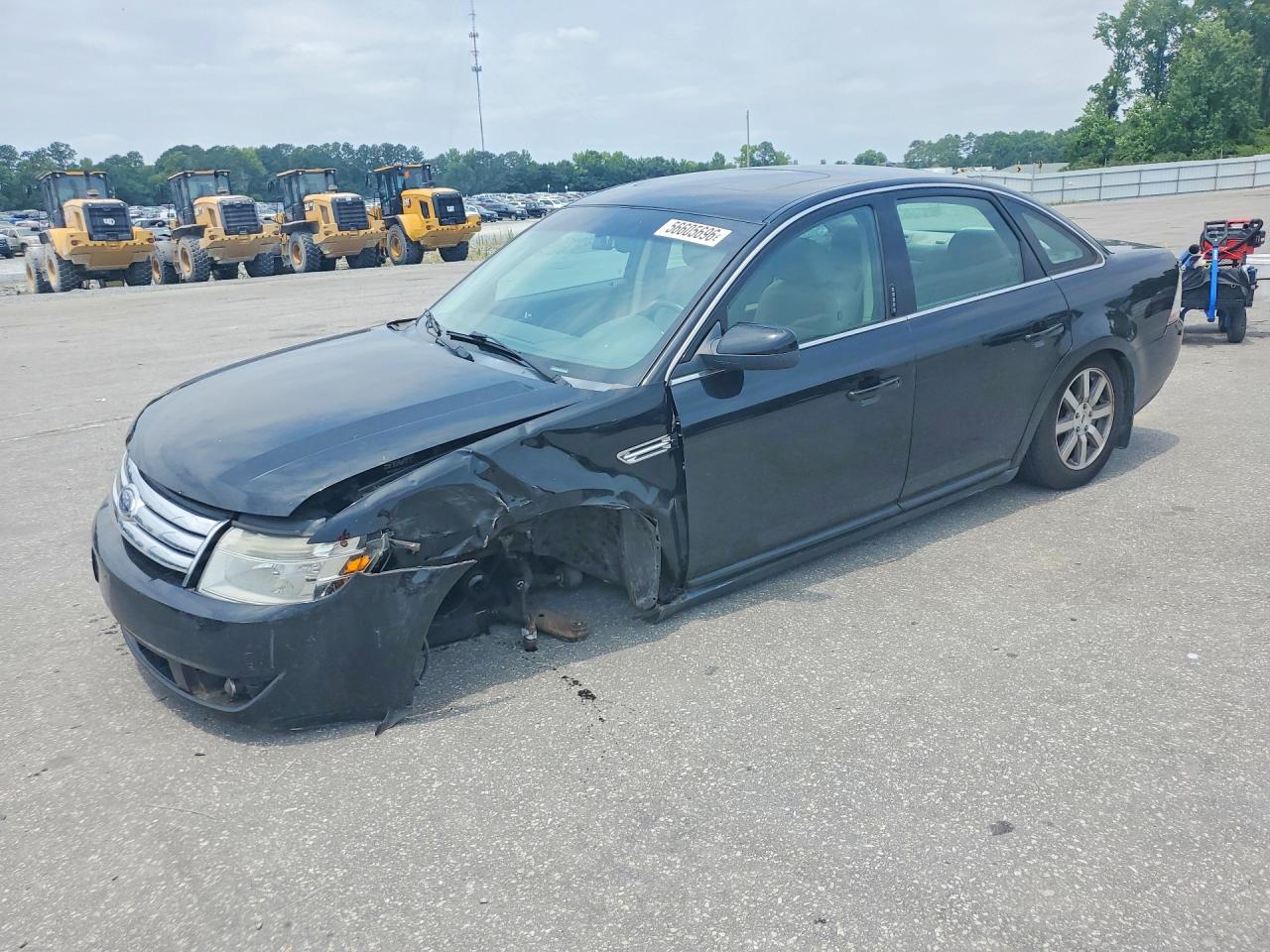 2008 Ford Taurus SEL, VIN 1FAHP24W68G152138 — Перед